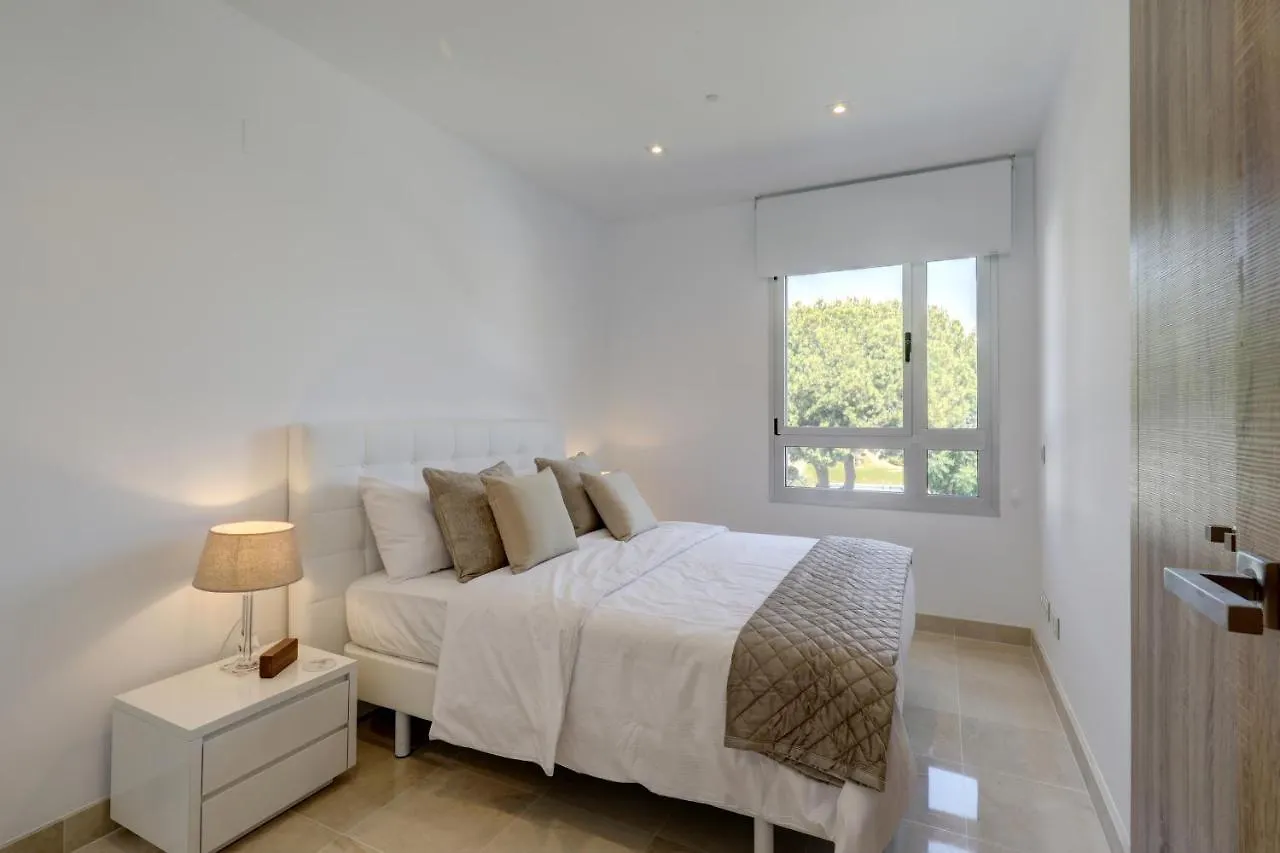 New Modern 3 Bed Apartment Puerto Banus Marbella