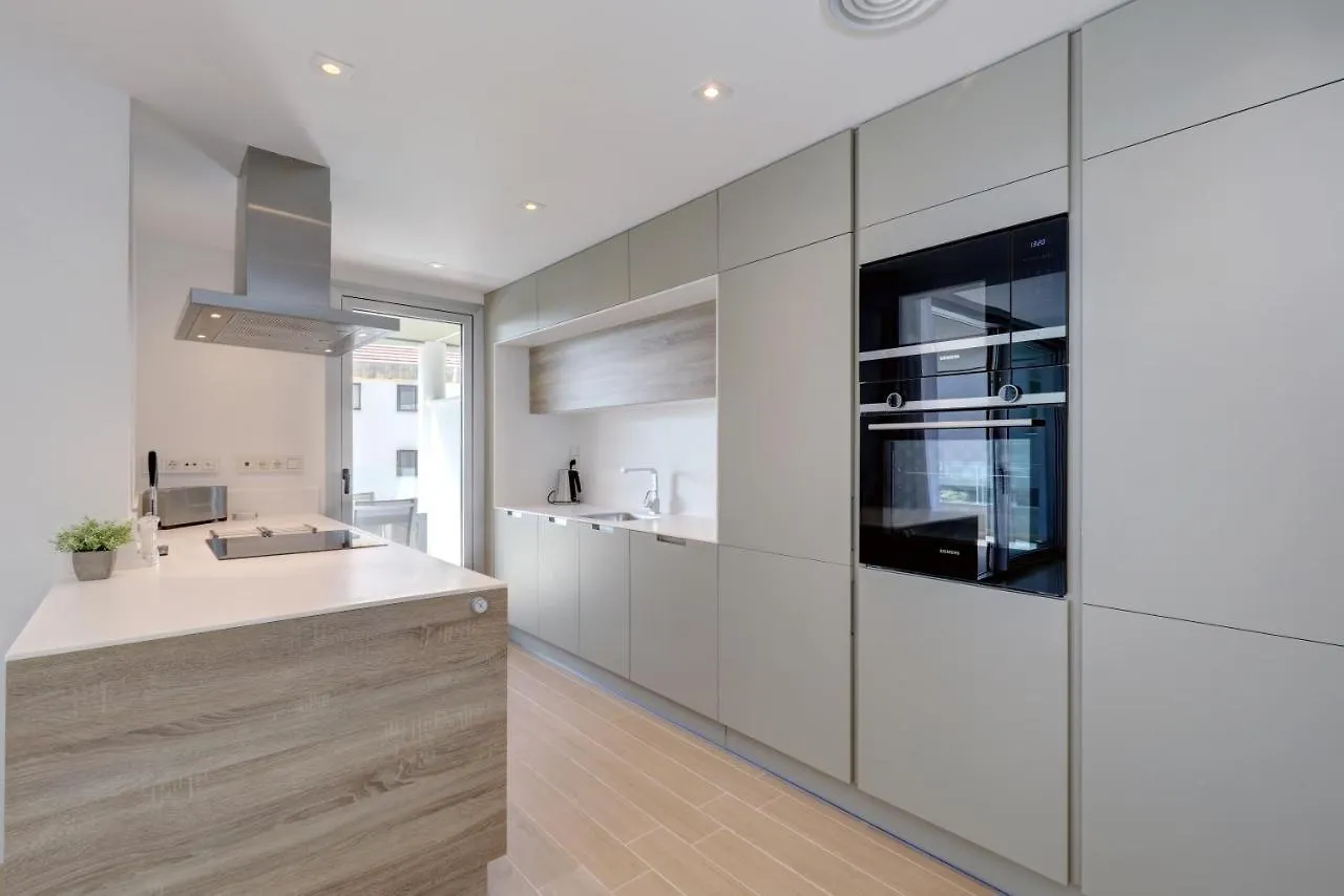 New Modern 3 Bed Apartment Puerto Banus Marbella