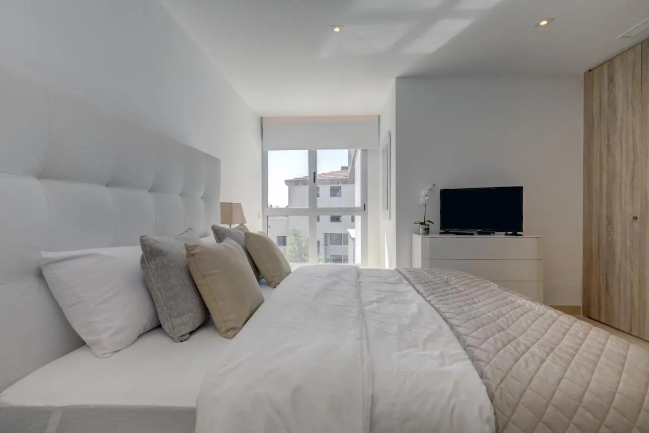 New Modern 3 Bed Apartment Puerto Banus Marbella 0*,